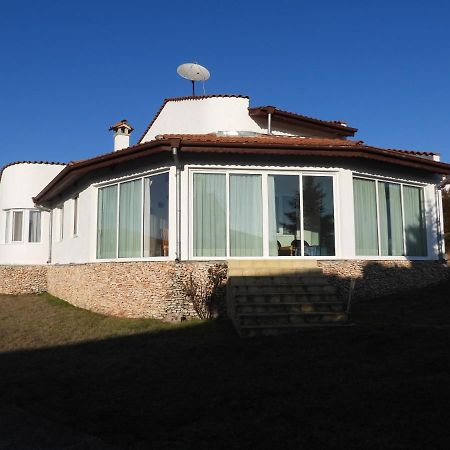 Приятна Къща За Почивка Караколев 2 Villa Obrochishte Exterior photo