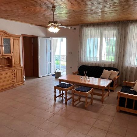 Приятна Къща За Почивка Караколев 2 Villa Obrochishte Exterior photo