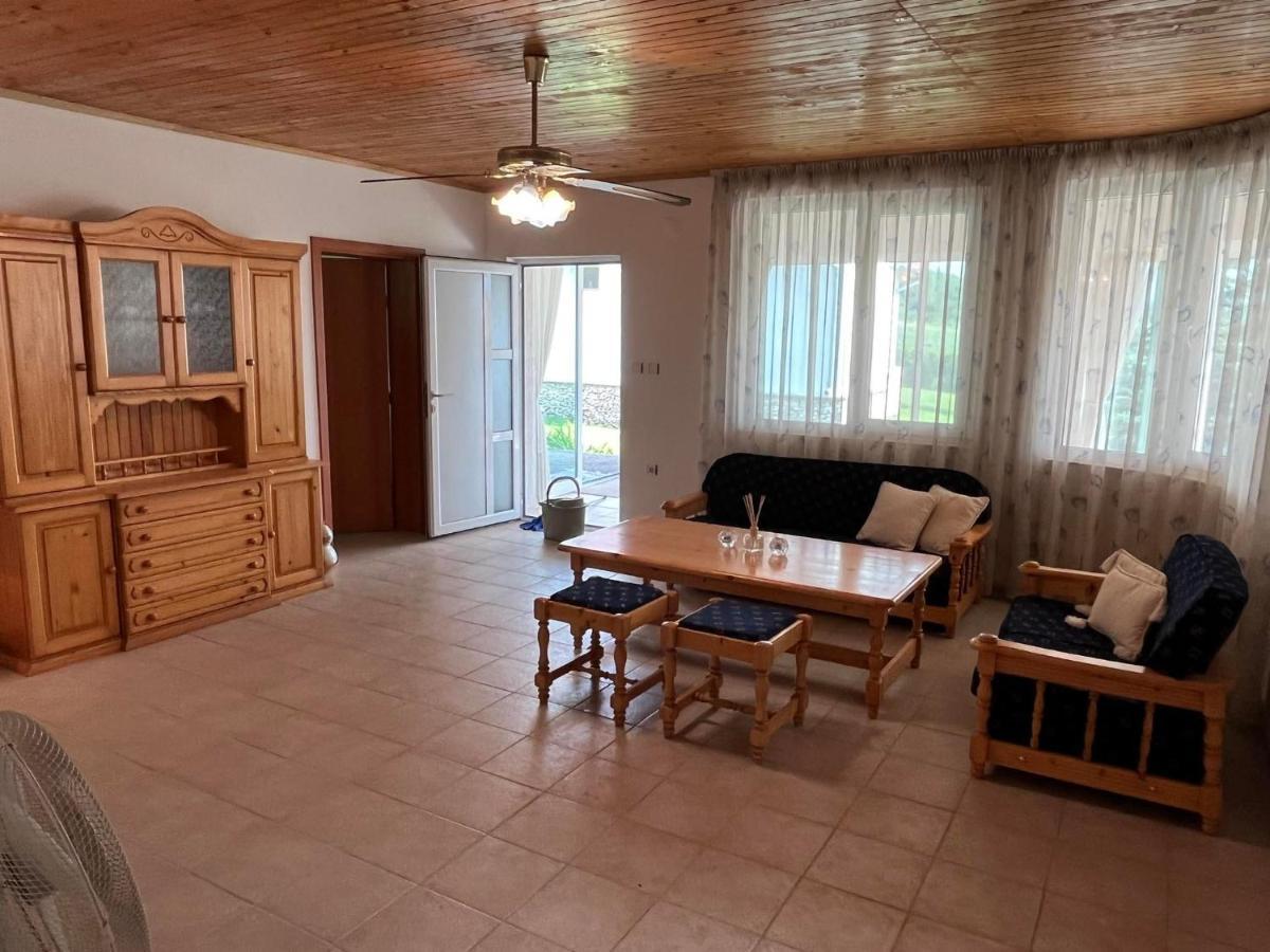Приятна Къща За Почивка Караколев 2 Villa Obrochishte Exterior photo